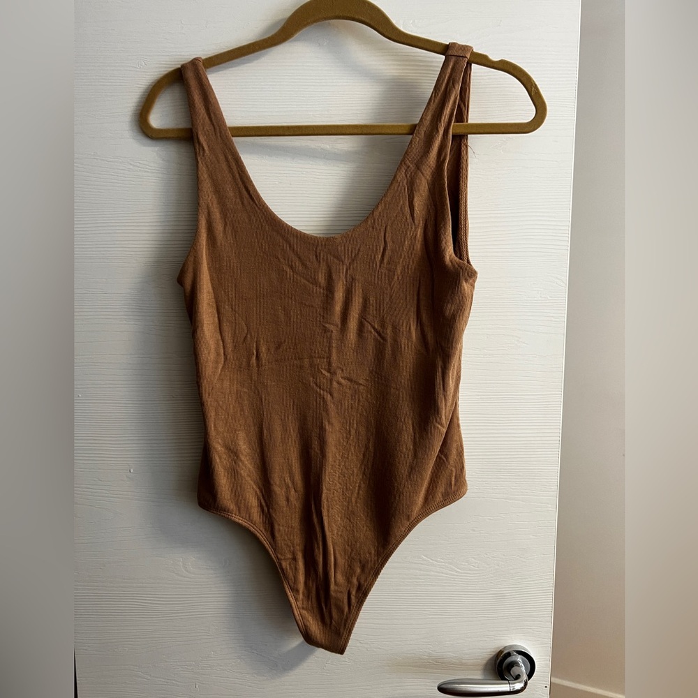 Tan Sleeveless Babaton Bodysuit